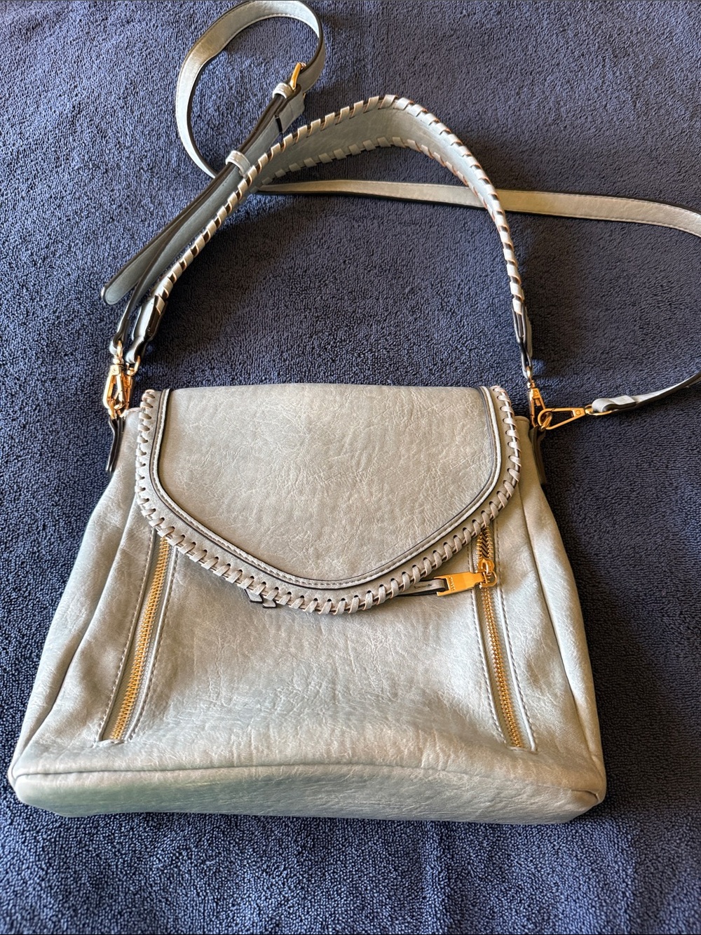 Stylish Light Blue Women’s Crossbody Bag with Braided Trim